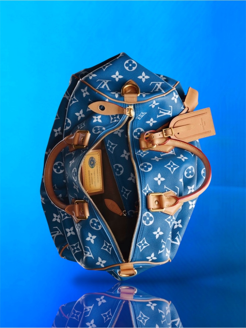 🆕💞LOUIS VUITTON RUNWAY Calfskin Iconic Speedy P9 Bandoulière 25 Bleu Monogram